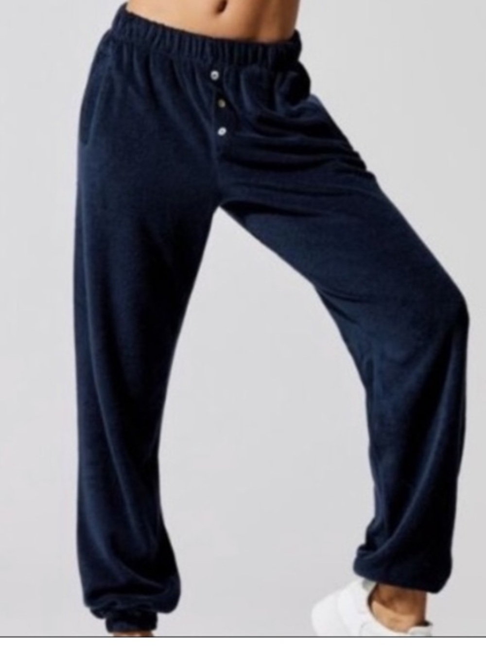 NWT Donni. Black sweater henley sweatpants medium